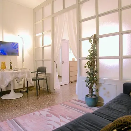 Casa Di Spagna Daire