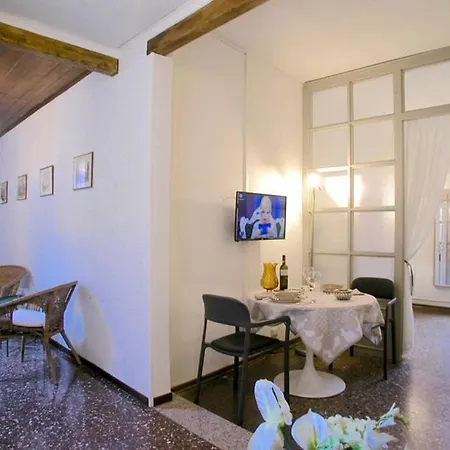 Casa Di Spagna Daire Bolonya